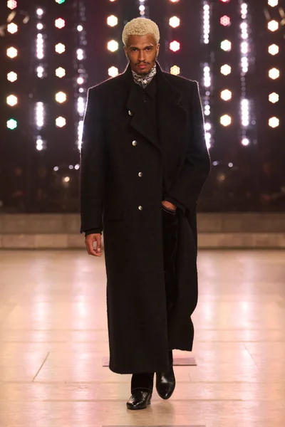 Look 35